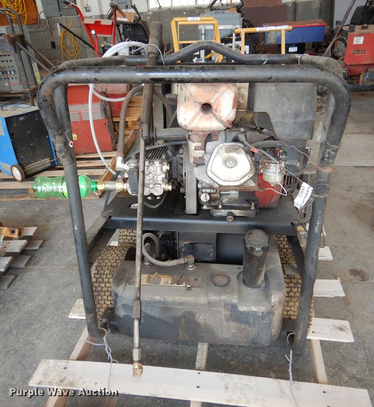 image for item EK9421 MTM pressure washer