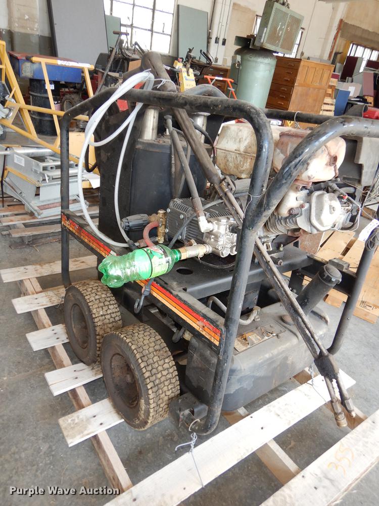 image for item EK9421 MTM pressure washer