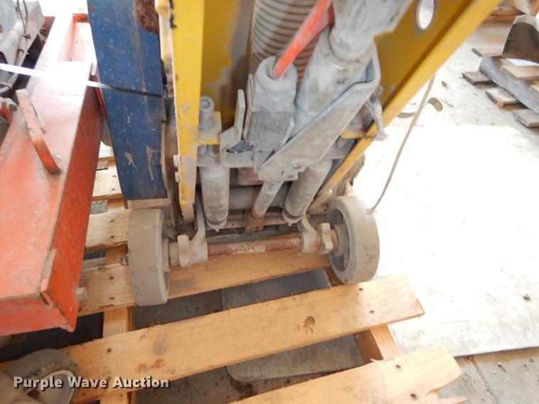 image for item EK9424 Wacker tamper