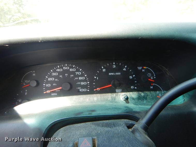 image for item EK9652 2003 Ford F250 Super Duty SuperCab pickup truck