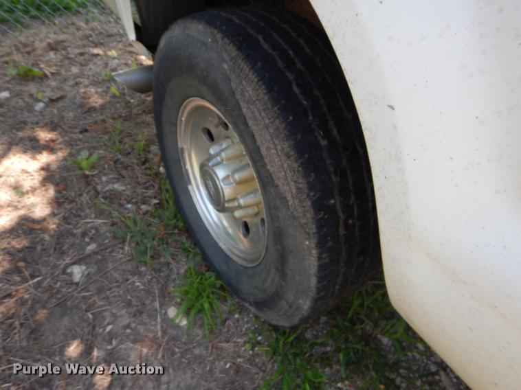 image for item EK9652 2003 Ford F250 Super Duty SuperCab pickup truck