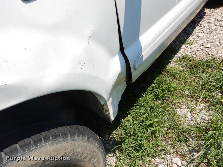 image for item EK9652 2003 Ford F250 Super Duty SuperCab pickup truck