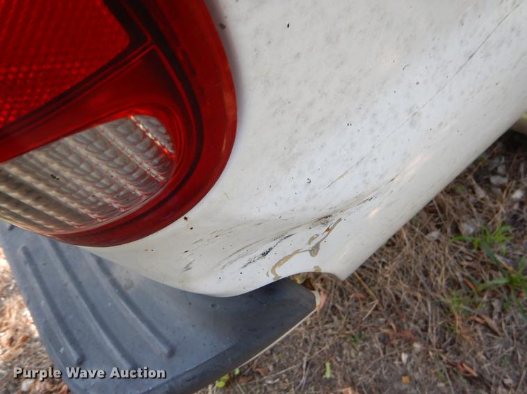 image for item EK9652 2003 Ford F250 Super Duty SuperCab pickup truck