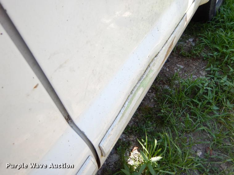 image for item EK9652 2003 Ford F250 Super Duty SuperCab pickup truck