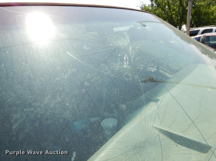 image for item EK9652 2003 Ford F250 Super Duty SuperCab pickup truck