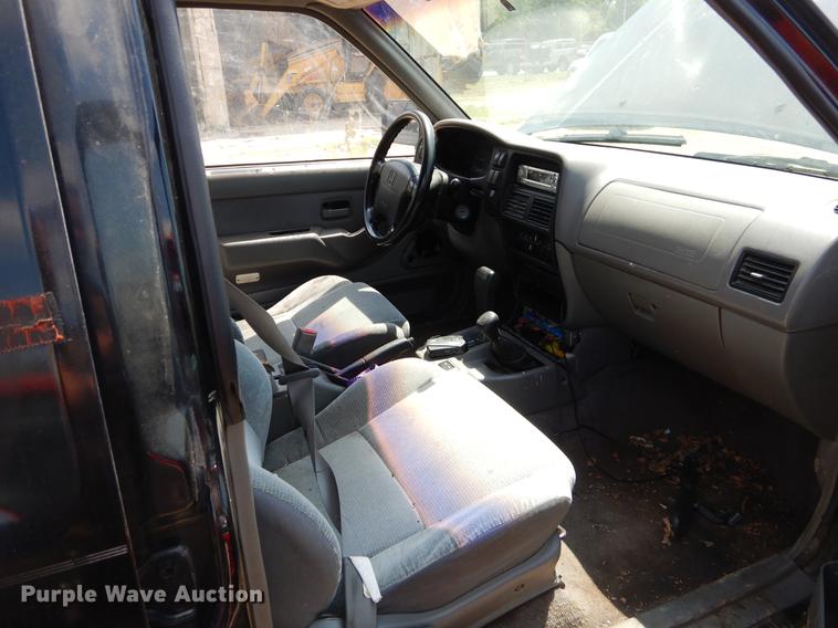 image for item EK9653 1997 Honda Passport SUV