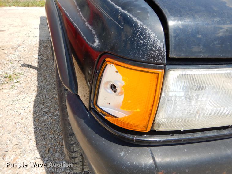 image for item EK9653 1997 Honda Passport SUV