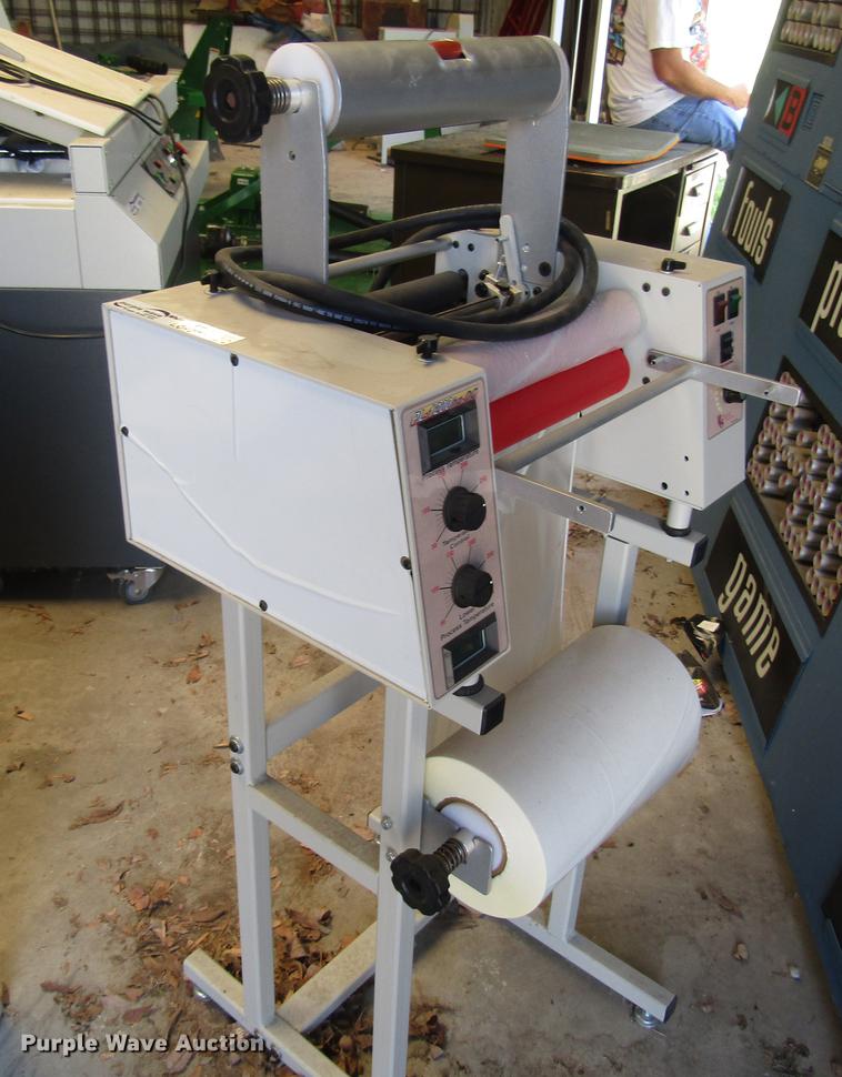 image for item EO9017 Professional laminating system