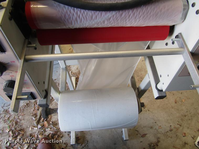 image for item EO9017 Professional laminating system