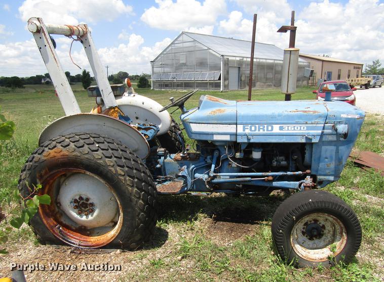 image for item EO9020 Ford 3600 tractor