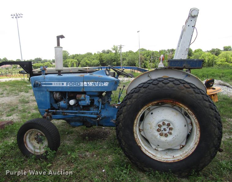 image for item EO9020 Ford 3600 tractor