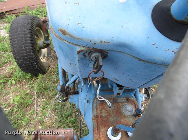 image for item EO9020 Ford 3600 tractor