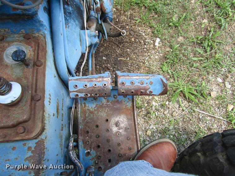 image for item EO9020 Ford 3600 tractor