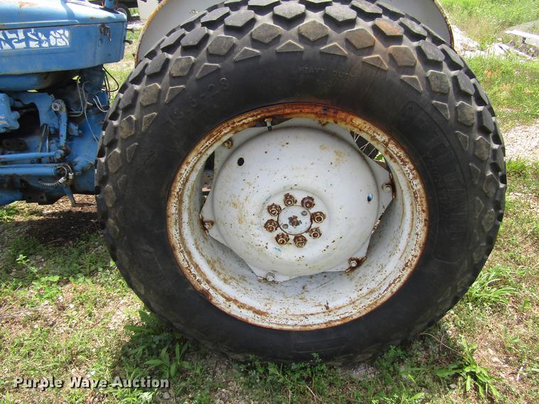 image for item EO9020 Ford 3600 tractor
