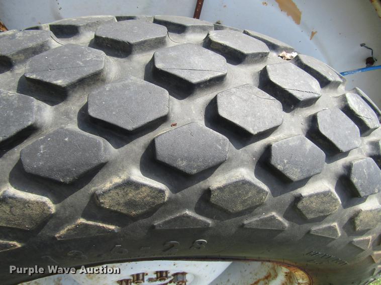 image for item EO9020 Ford 3600 tractor