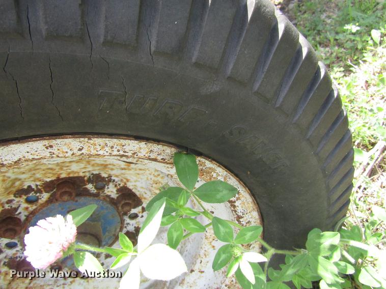 image for item EO9020 Ford 3600 tractor