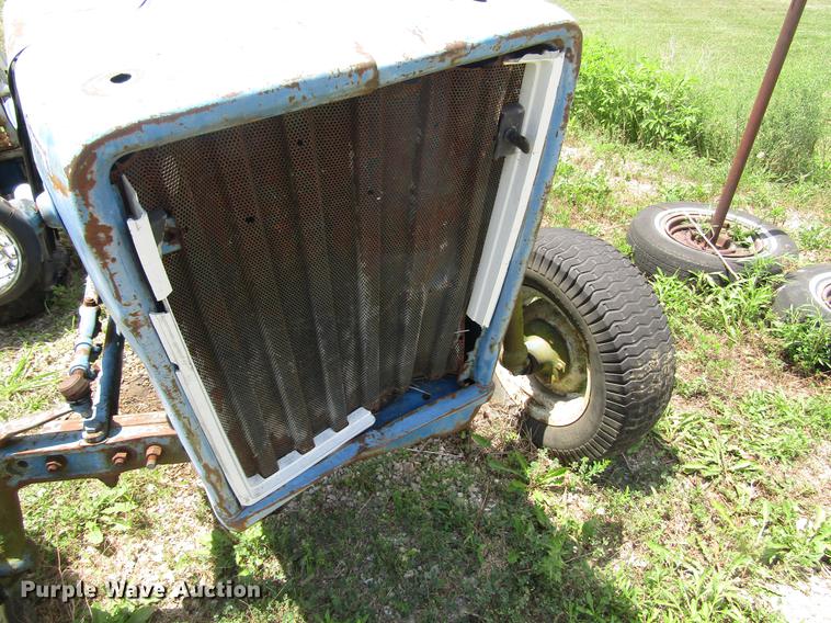 image for item EO9020 Ford 3600 tractor