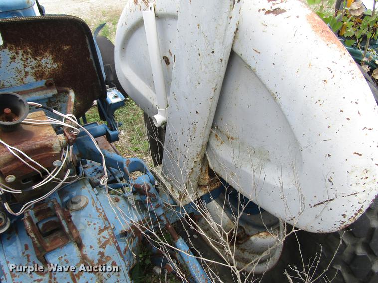 image for item EO9020 Ford 3600 tractor