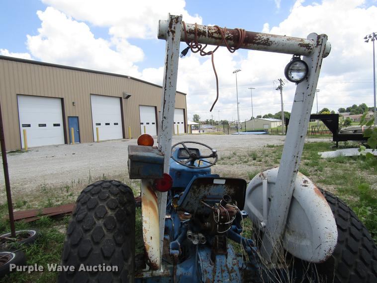 image for item EO9020 Ford 3600 tractor