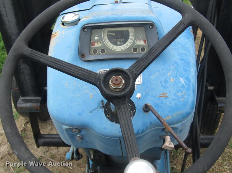 image for item EO9022 1988 Ford 5900 tractor