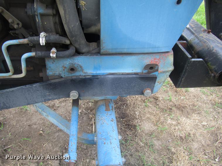 image for item EO9022 1988 Ford 5900 tractor