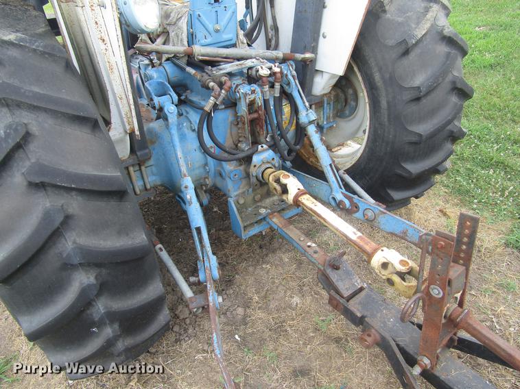 image for item EO9022 1988 Ford 5900 tractor