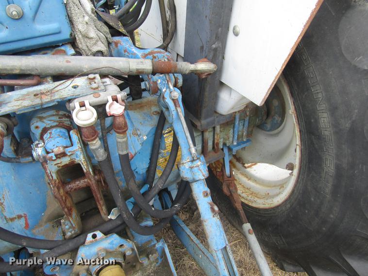 image for item EO9022 1988 Ford 5900 tractor