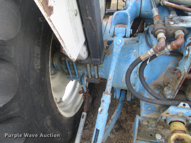 image for item EO9022 1988 Ford 5900 tractor