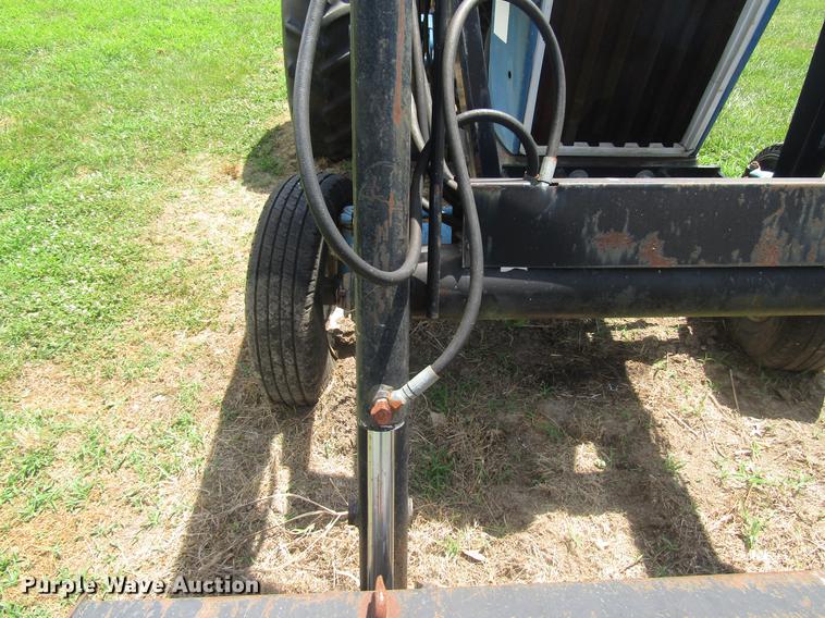 image for item EO9022 1988 Ford 5900 tractor