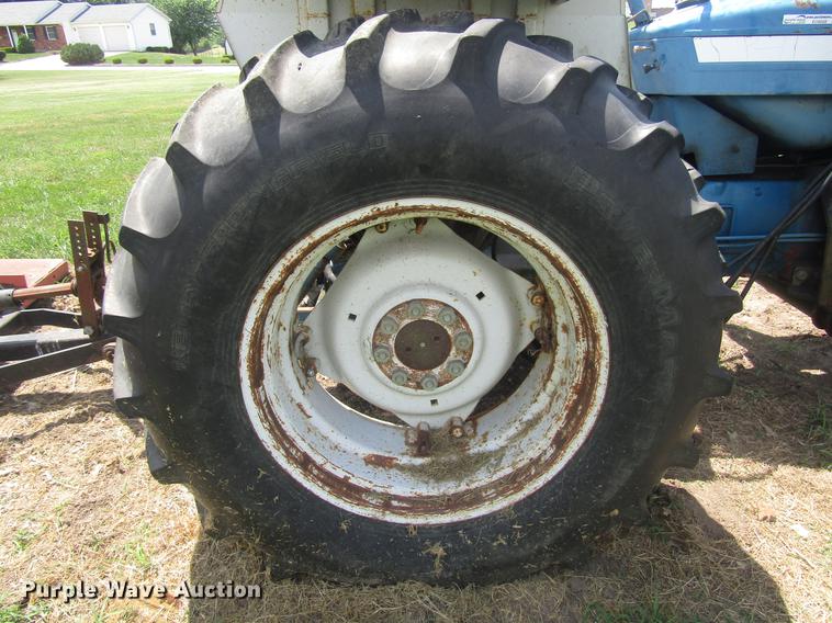image for item EO9022 1988 Ford 5900 tractor