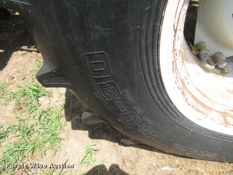 image for item EO9022 1988 Ford 5900 tractor