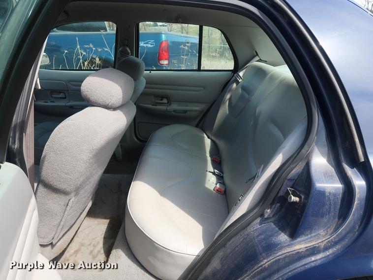 image for item EP9325 2001 Ford Crown Victoria Police Interceptor