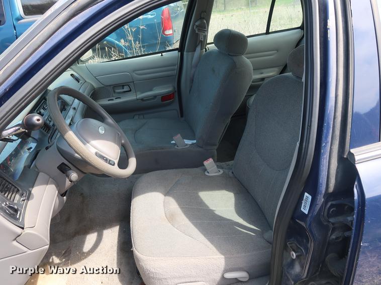 image for item EP9325 2001 Ford Crown Victoria Police Interceptor