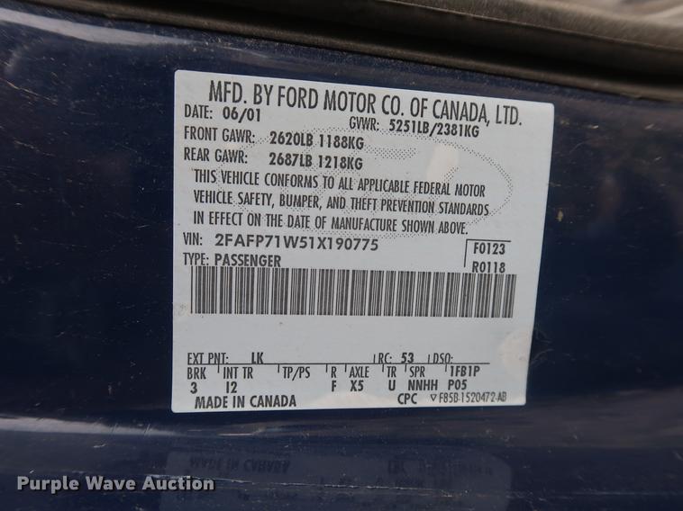 image for item EP9325 2001 Ford Crown Victoria Police Interceptor