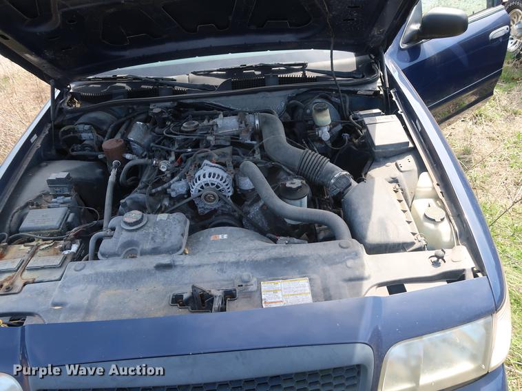 image for item EP9325 2001 Ford Crown Victoria Police Interceptor