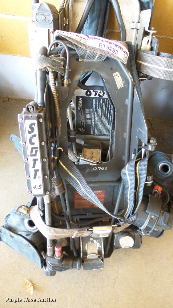 image for item ET9293 (6) Scott air packs