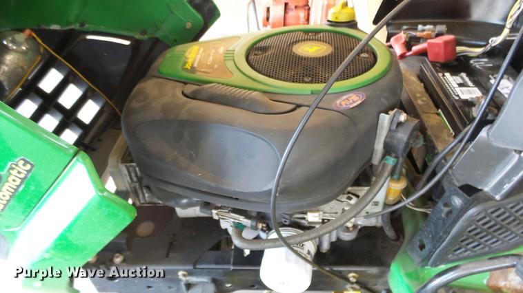 image for item ET9299 John Deere 115 lawn mower
