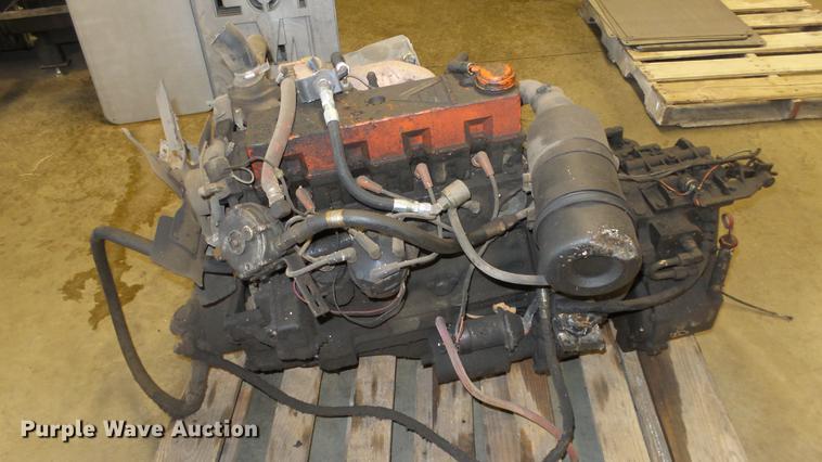 image for item ET9358 Allis Chalmers four cylinder gas engine