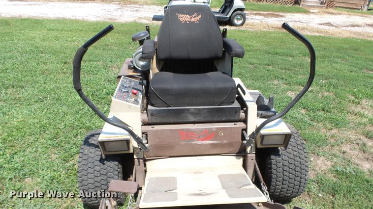 image for item ET9385 Grasshopper 928D ZTR lawn mower
