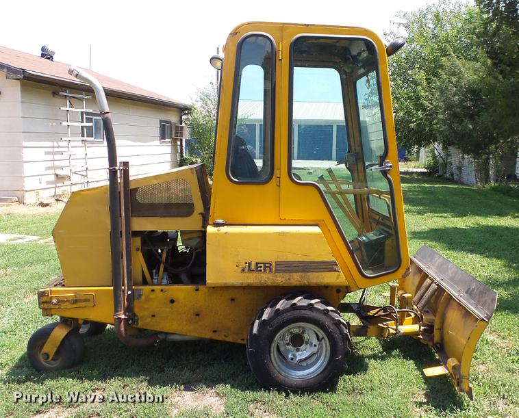 image for item ET9389 Hustler Excel 340 lawn mower