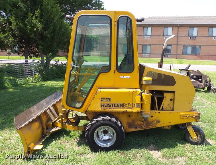 image for item ET9389 Hustler Excel 340 lawn mower