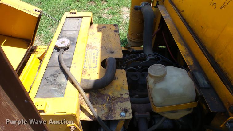 image for item ET9389 Hustler Excel 340 lawn mower