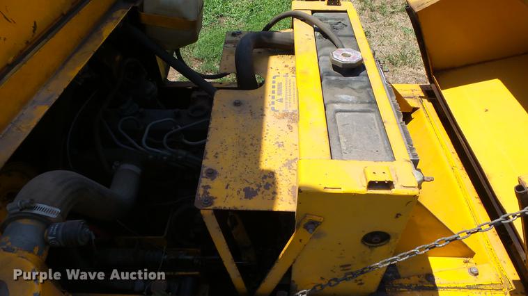 image for item ET9389 Hustler Excel 340 lawn mower