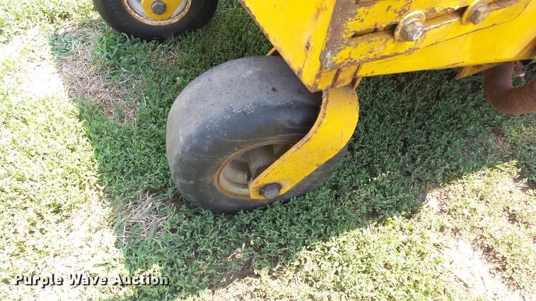 image for item ET9389 Hustler Excel 340 lawn mower