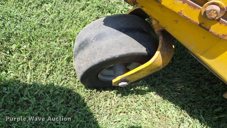 image for item ET9390 Hustler Excel 340 lawn mower