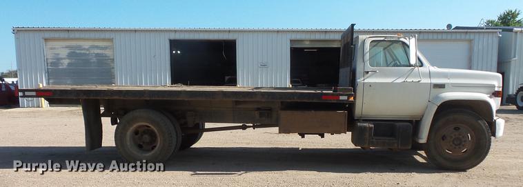 image for item EV9003 1976 GMC 6000 flat dump bed truck
