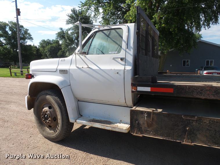image for item EV9003 1976 GMC 6000 flat dump bed truck