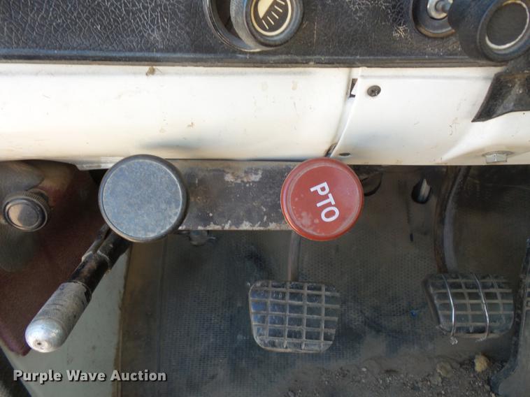 image for item EV9003 1976 GMC 6000 flat dump bed truck