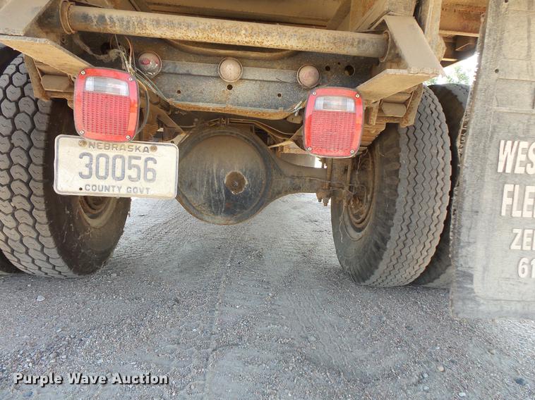 image for item EV9003 1976 GMC 6000 flat dump bed truck