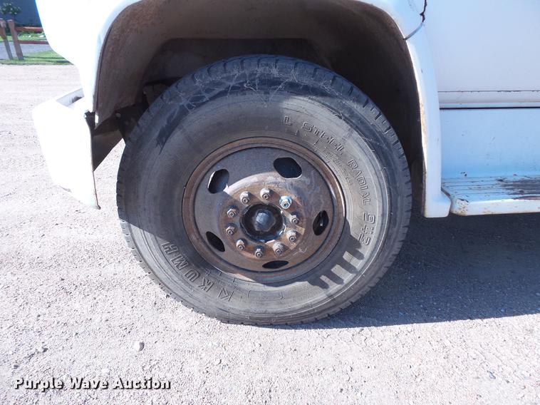 image for item EV9003 1976 GMC 6000 flat dump bed truck